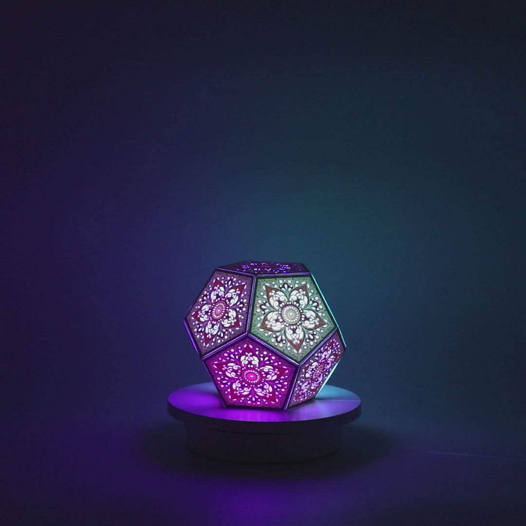 aletheia-glow-rotating